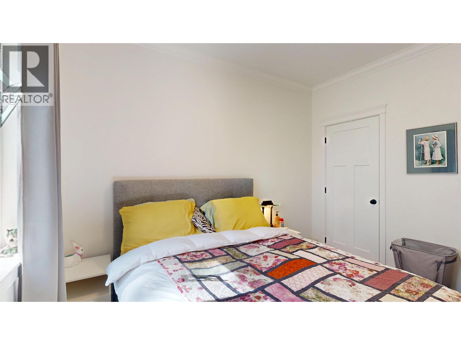 5356 ANNAHAM CRESCENT - 21