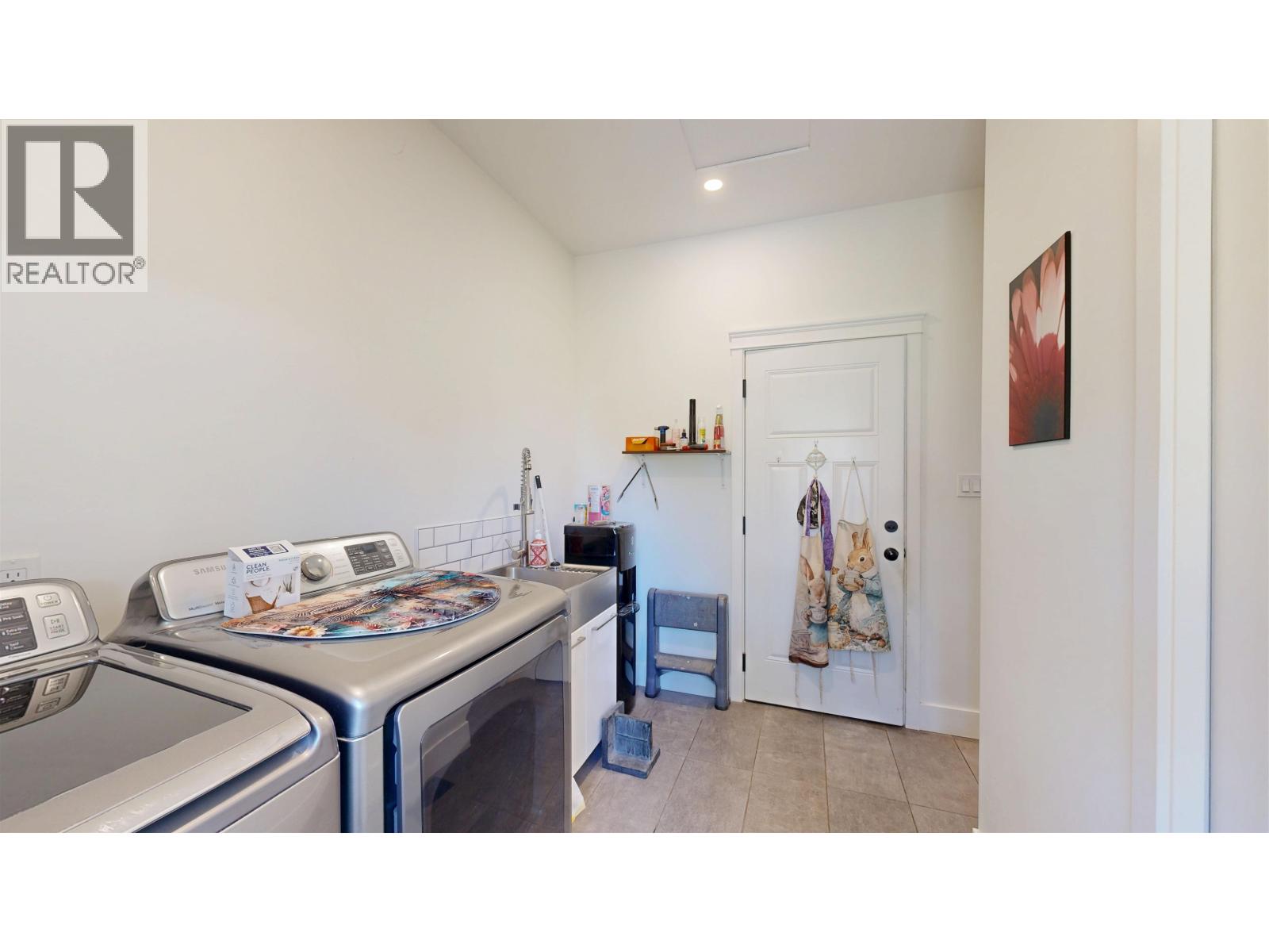 5356 ANNAHAM CRESCENT - 26