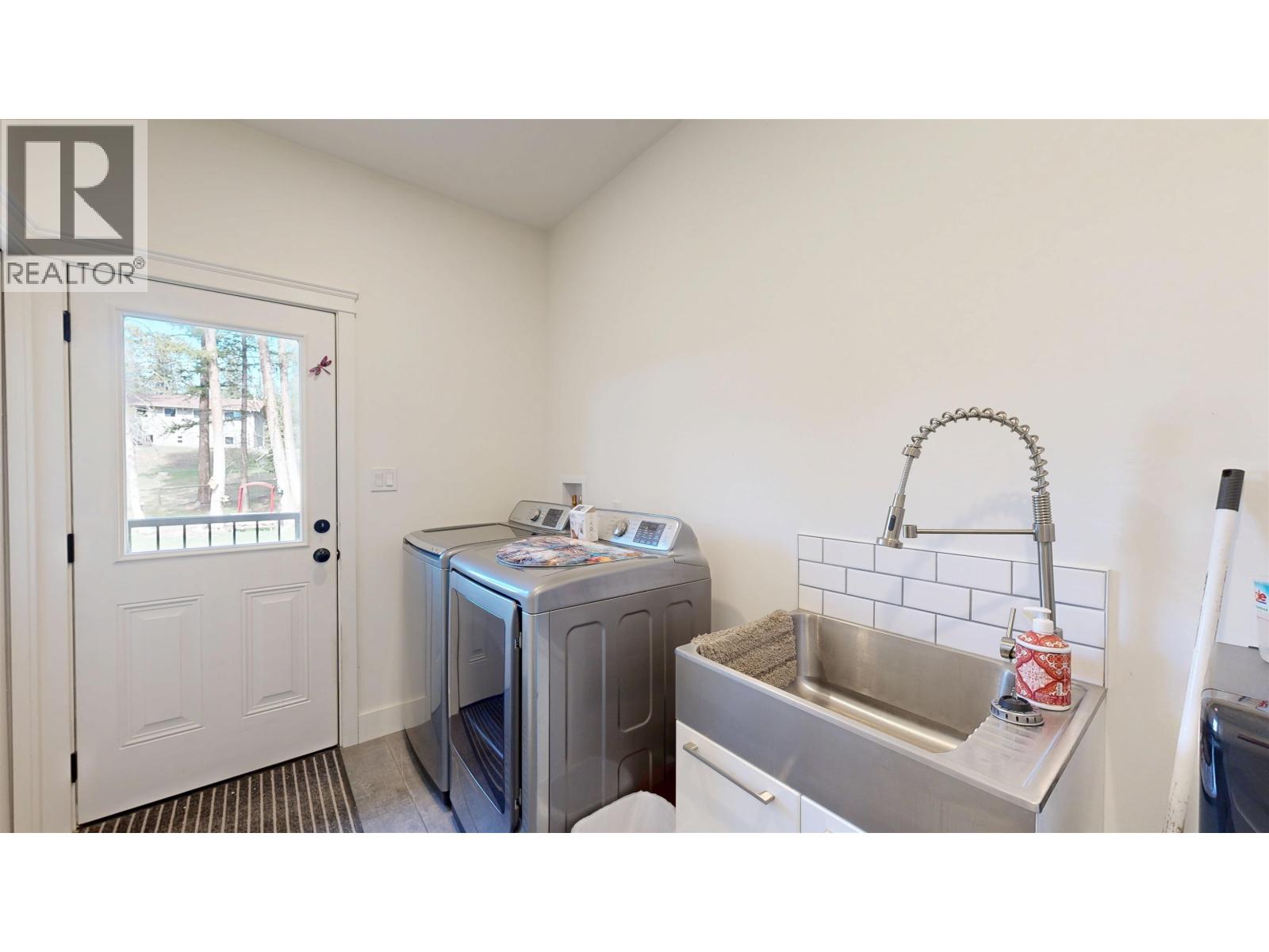 5356 ANNAHAM CRESCENT - 27