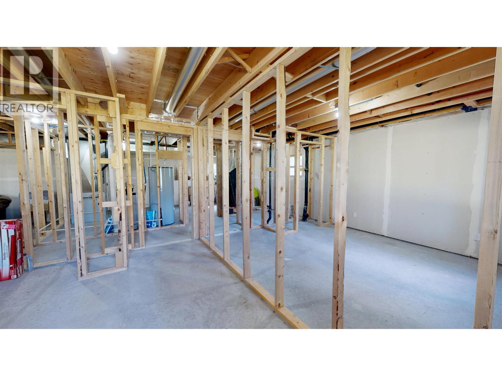 5356 ANNAHAM CRESCENT - 32