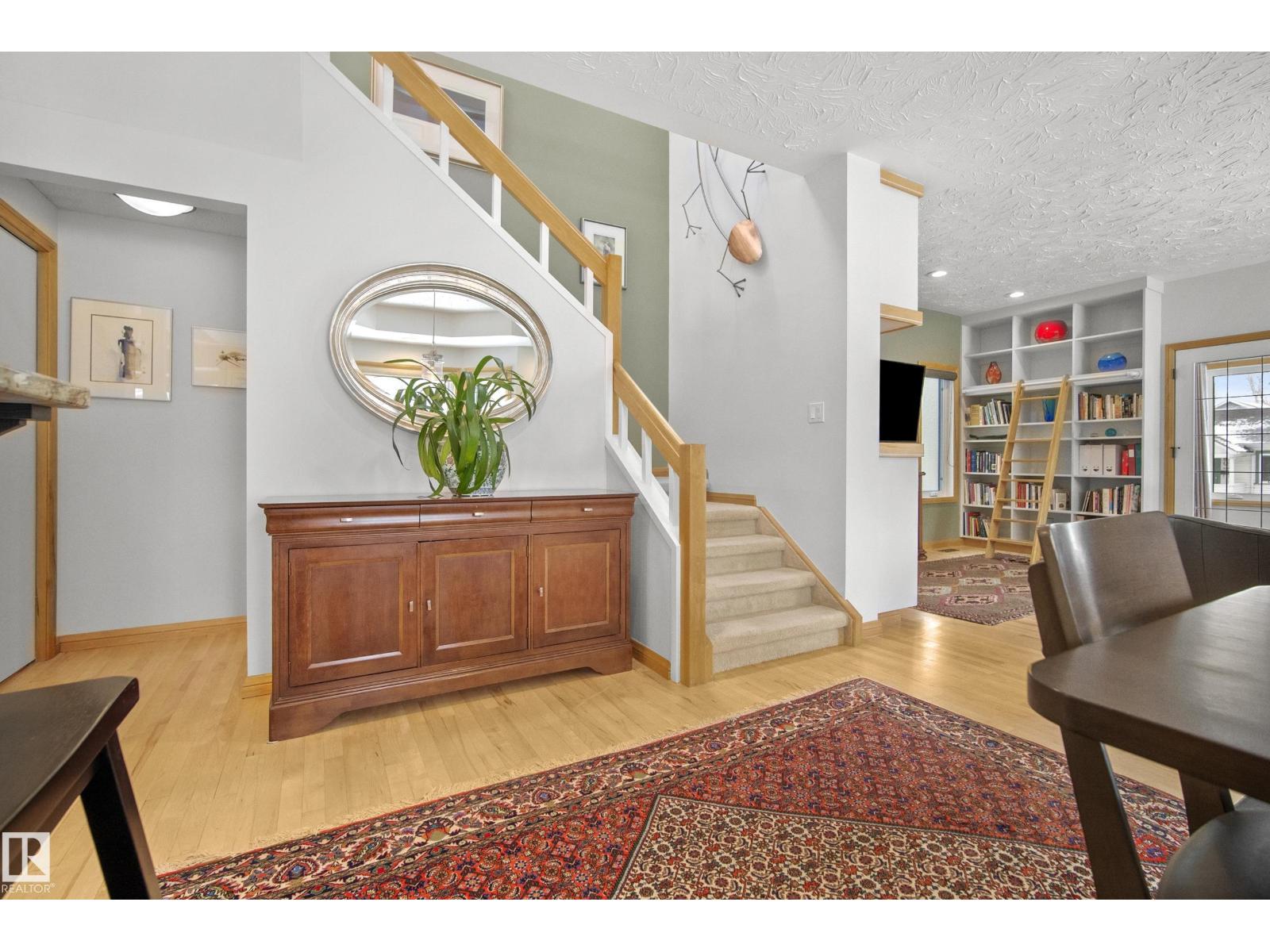 9604 100A ST NW, Edmonton