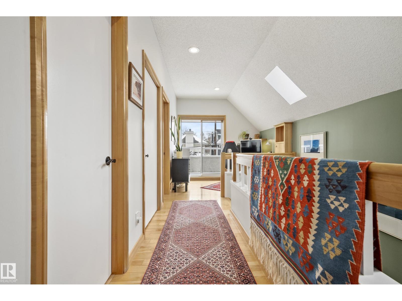 9604 100A ST NW, Edmonton