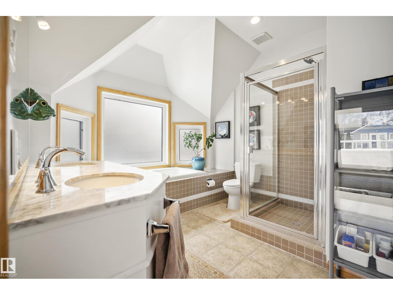 9604 100A ST NW, Edmonton