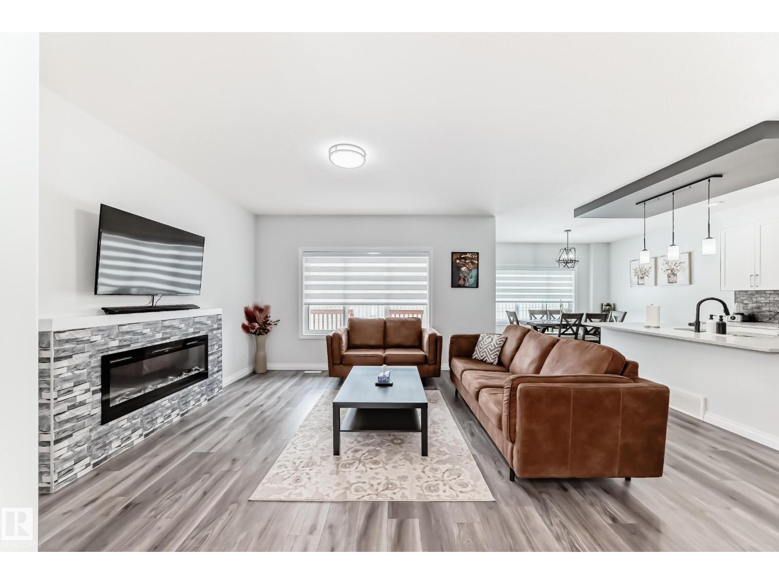 7035 CHIVERS LO SW, Edmonton