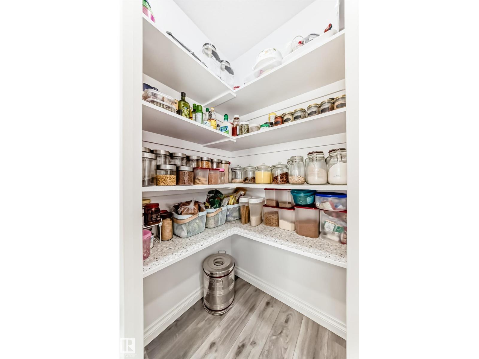 7035 CHIVERS LO SW, Edmonton