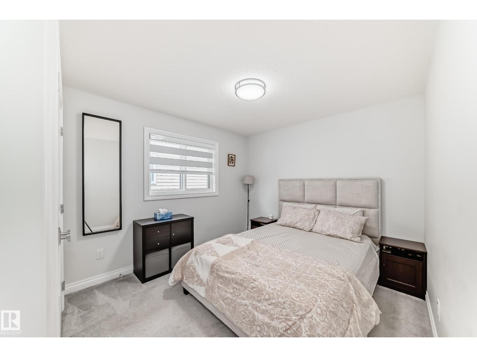 7035 CHIVERS LO SW, Edmonton