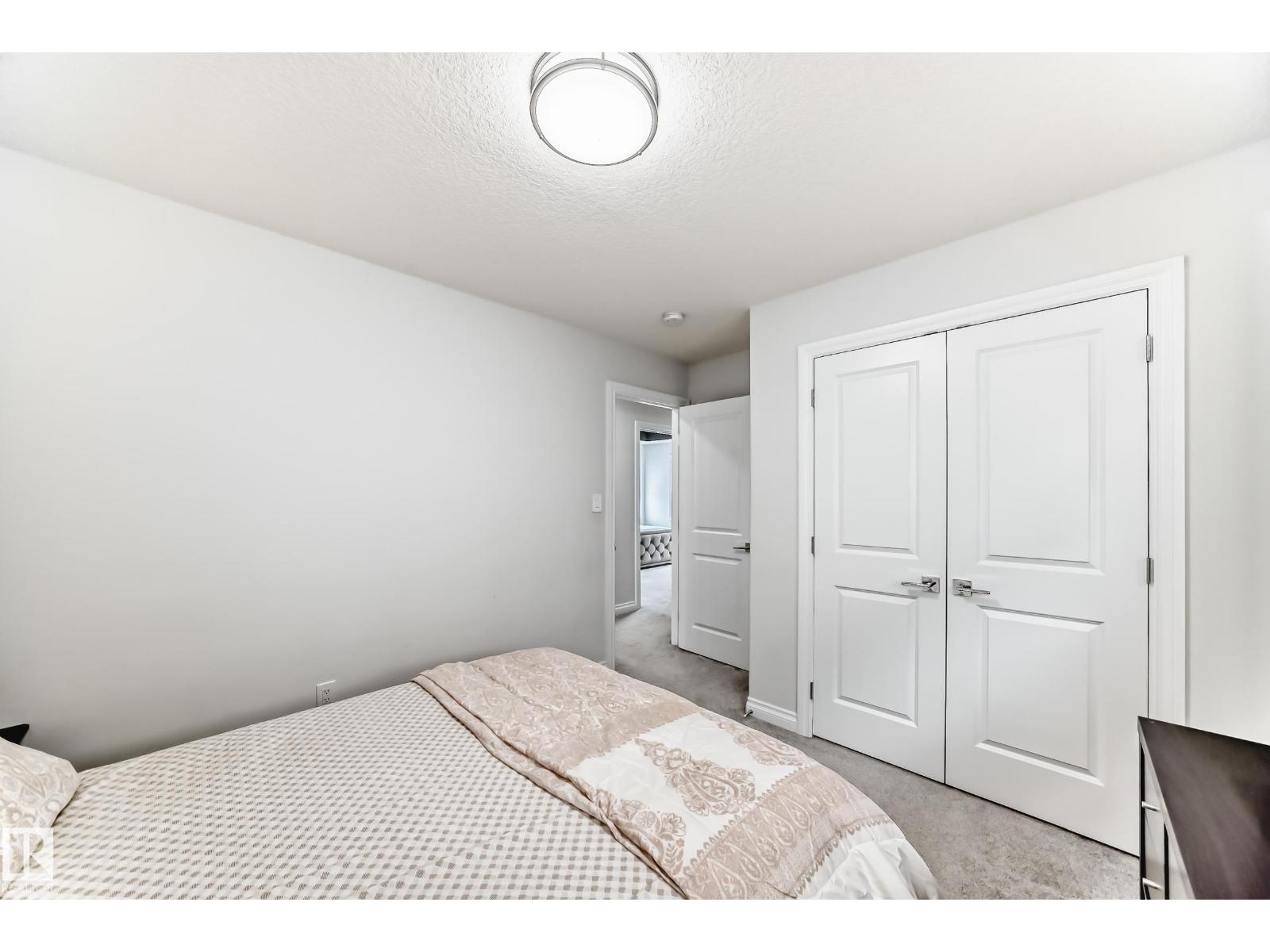 7035 CHIVERS LO SW, Edmonton