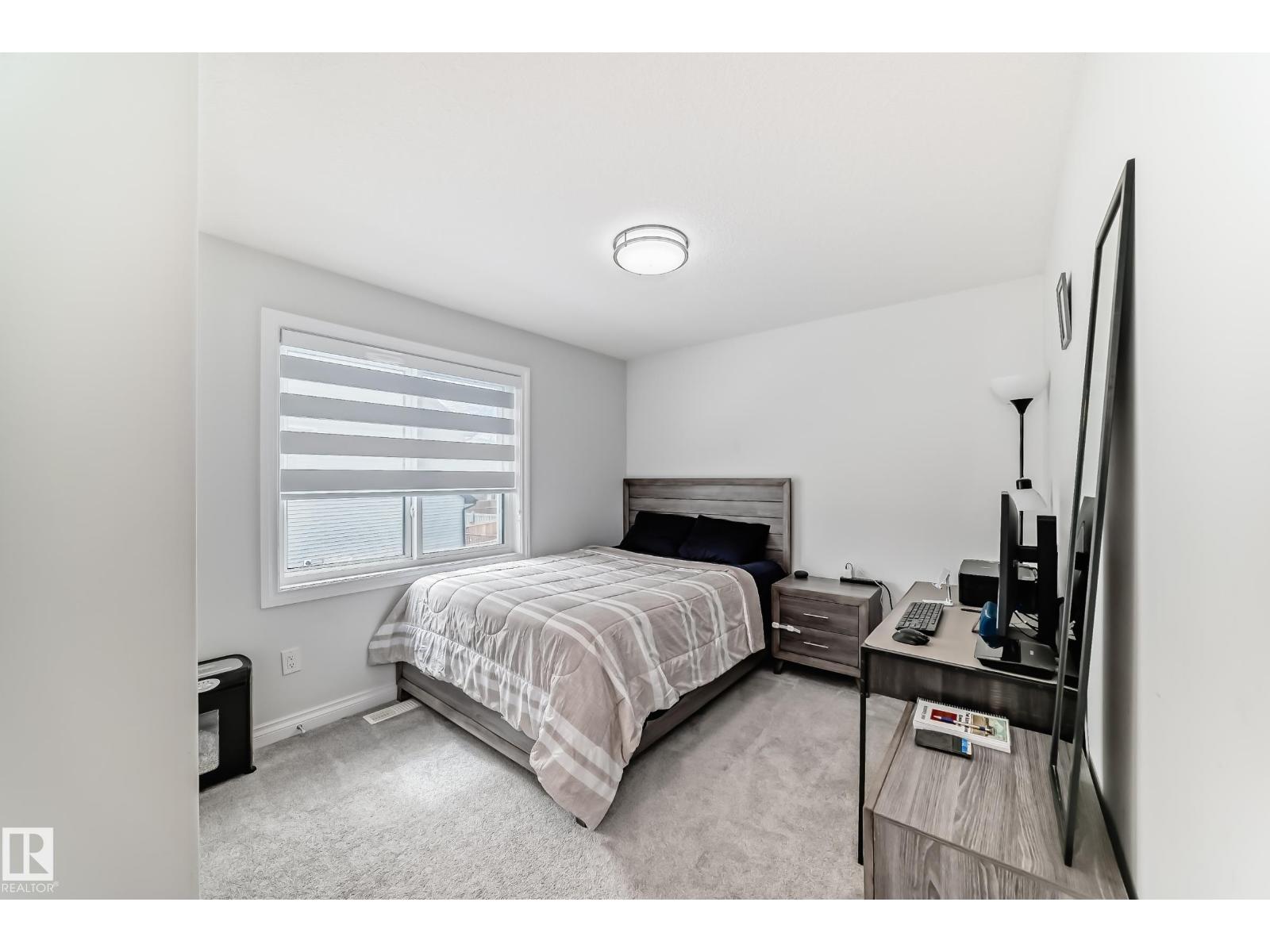 7035 CHIVERS LO SW, Edmonton