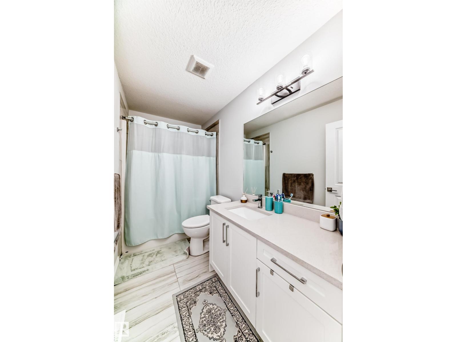 7035 CHIVERS LO SW, Edmonton