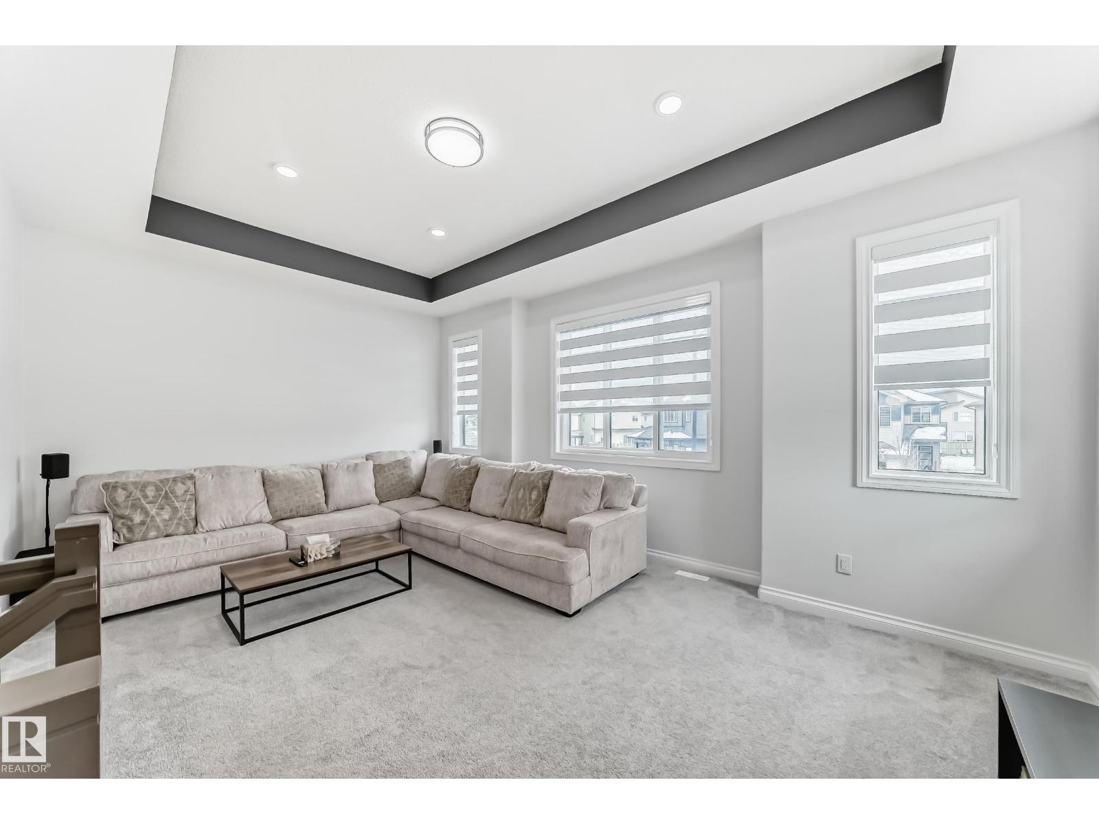 7035 CHIVERS LO SW, Edmonton