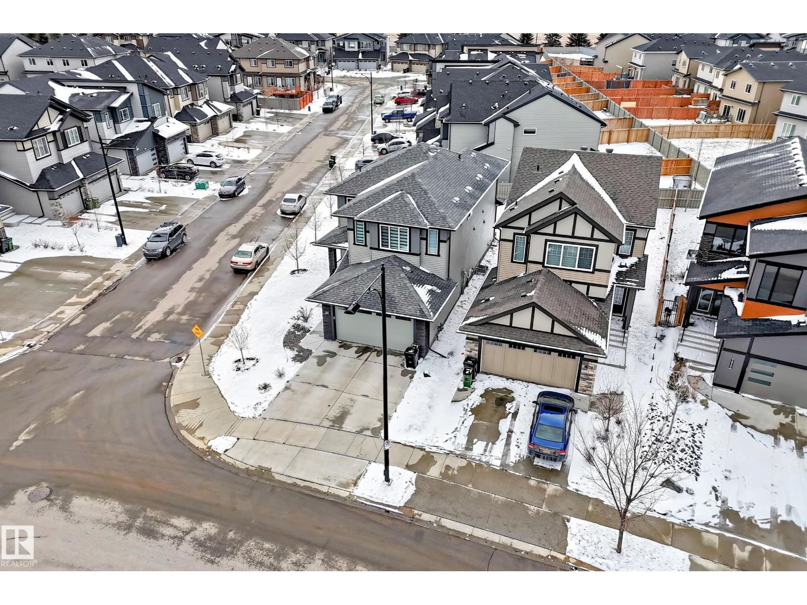 7035 CHIVERS LO SW, Edmonton