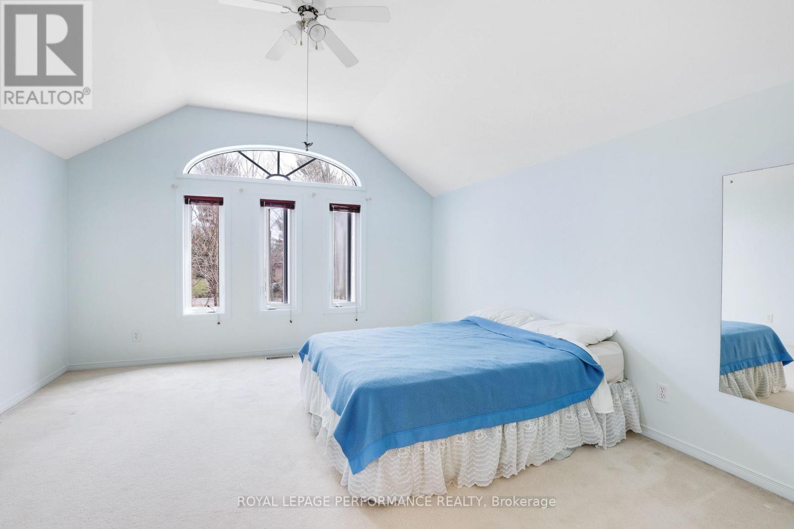 108 FELTON CRESCENT — photo 20