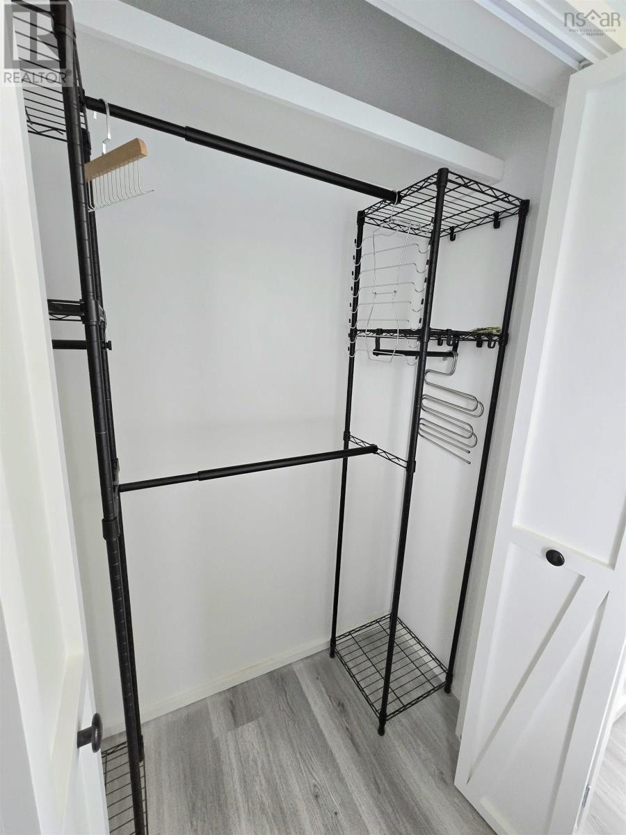 Walk In Closets