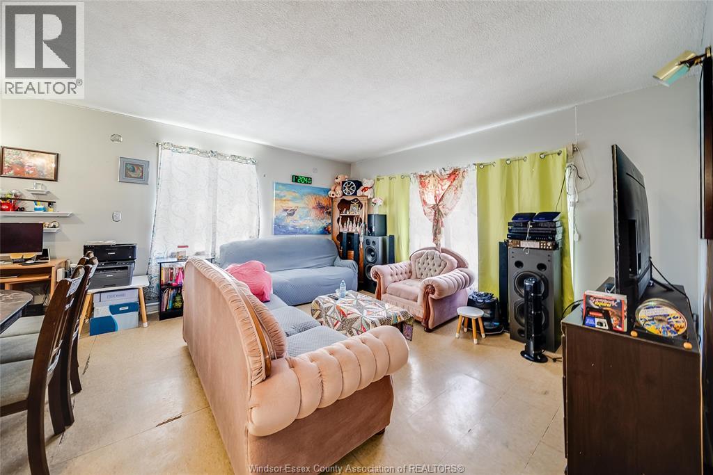 120 TALBOT STREET West - photo 5