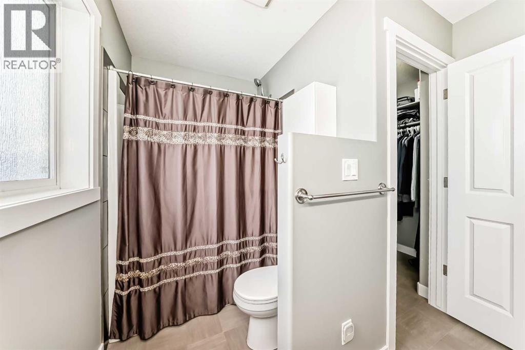 3 Hanson Green, Penhold
