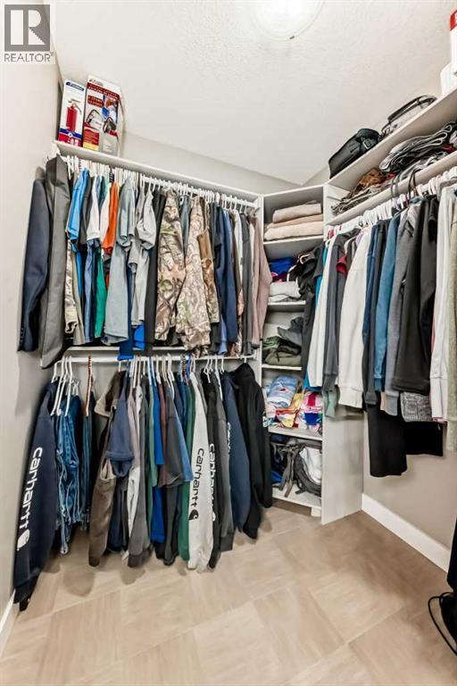 3 Hanson Green, Penhold