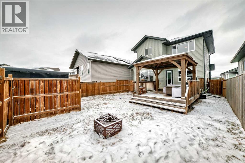 3 Hanson Green, Penhold