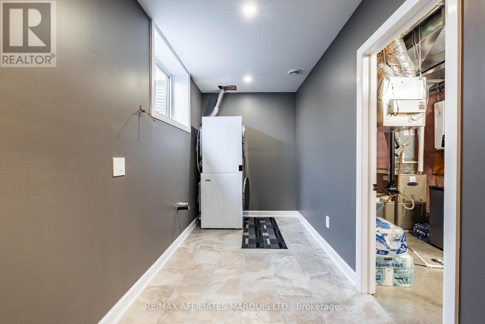 20309 ANDREA AVENUE - 35