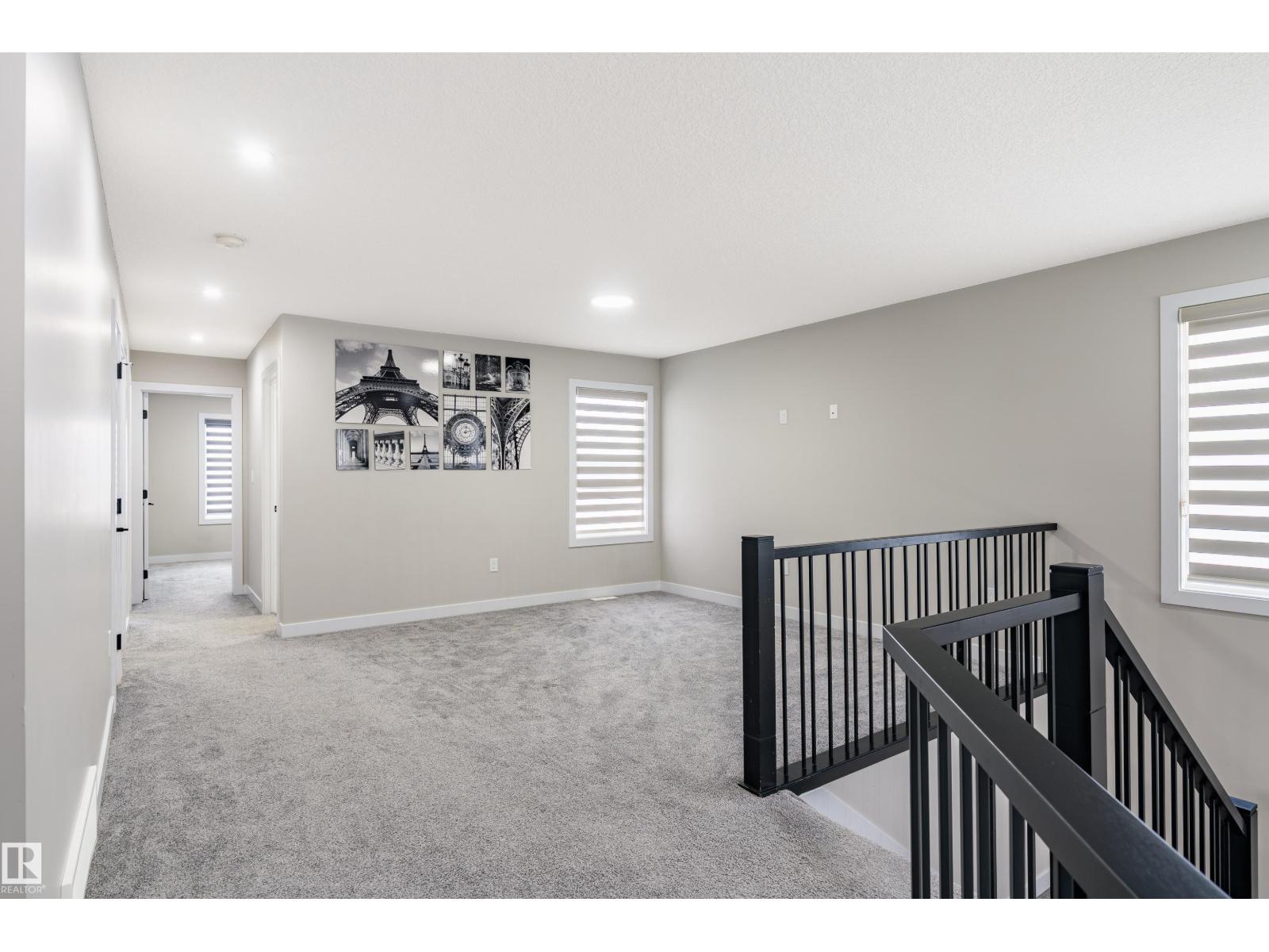 2 Edison DR, St. Albert