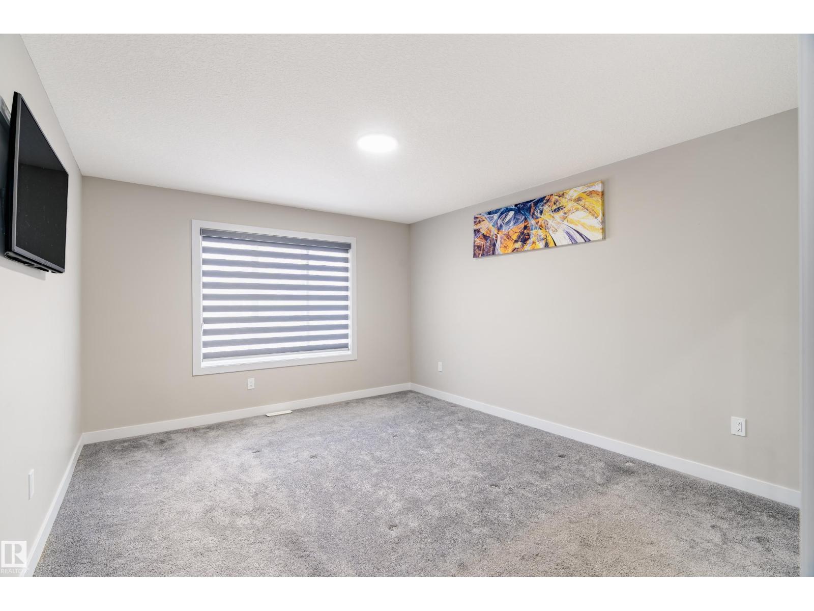 2 Edison DR, St. Albert