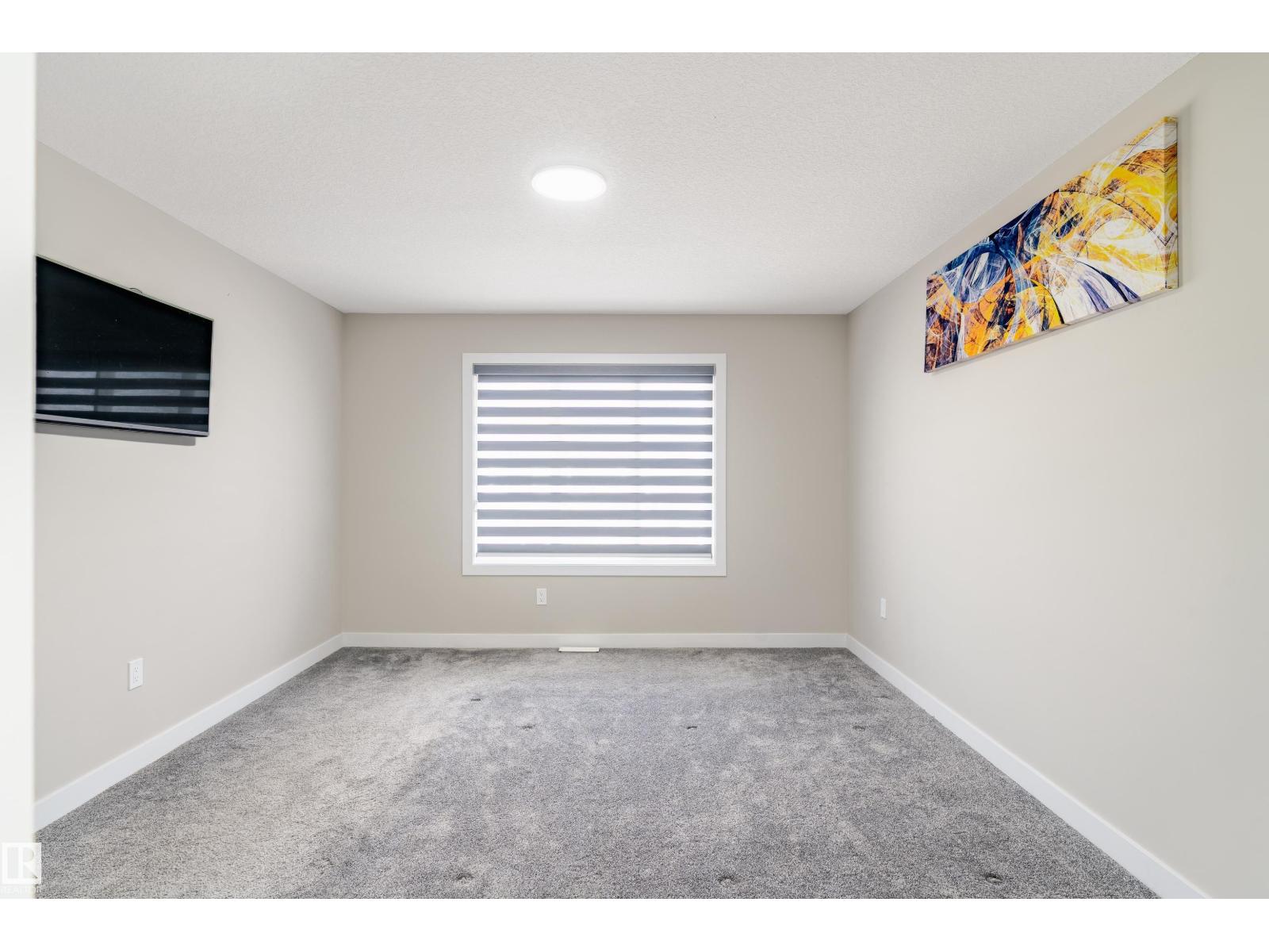 2 Edison DR, St. Albert