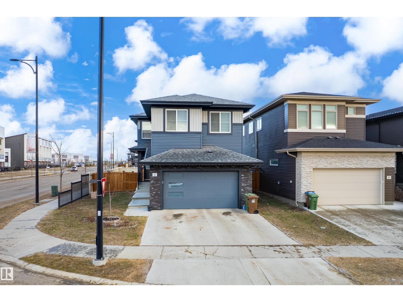 2 Edison DR, St. Albert