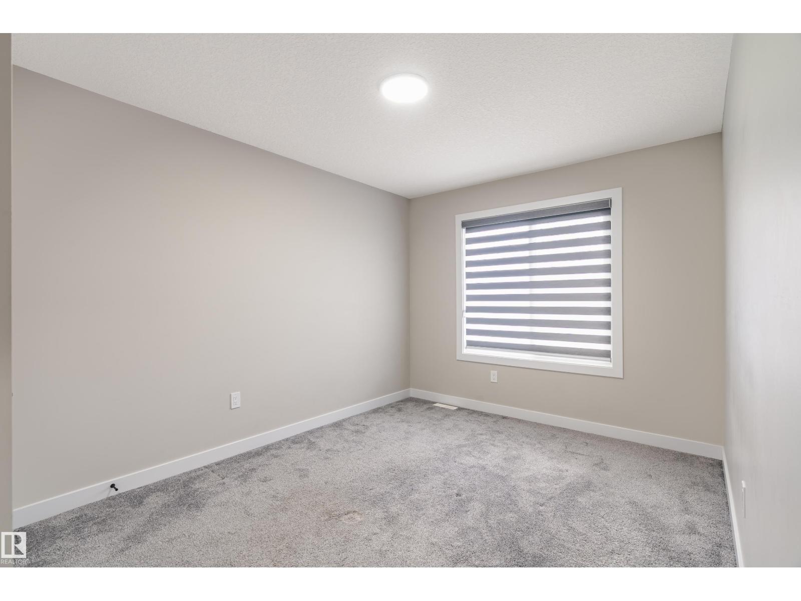 2 Edison DR, St. Albert