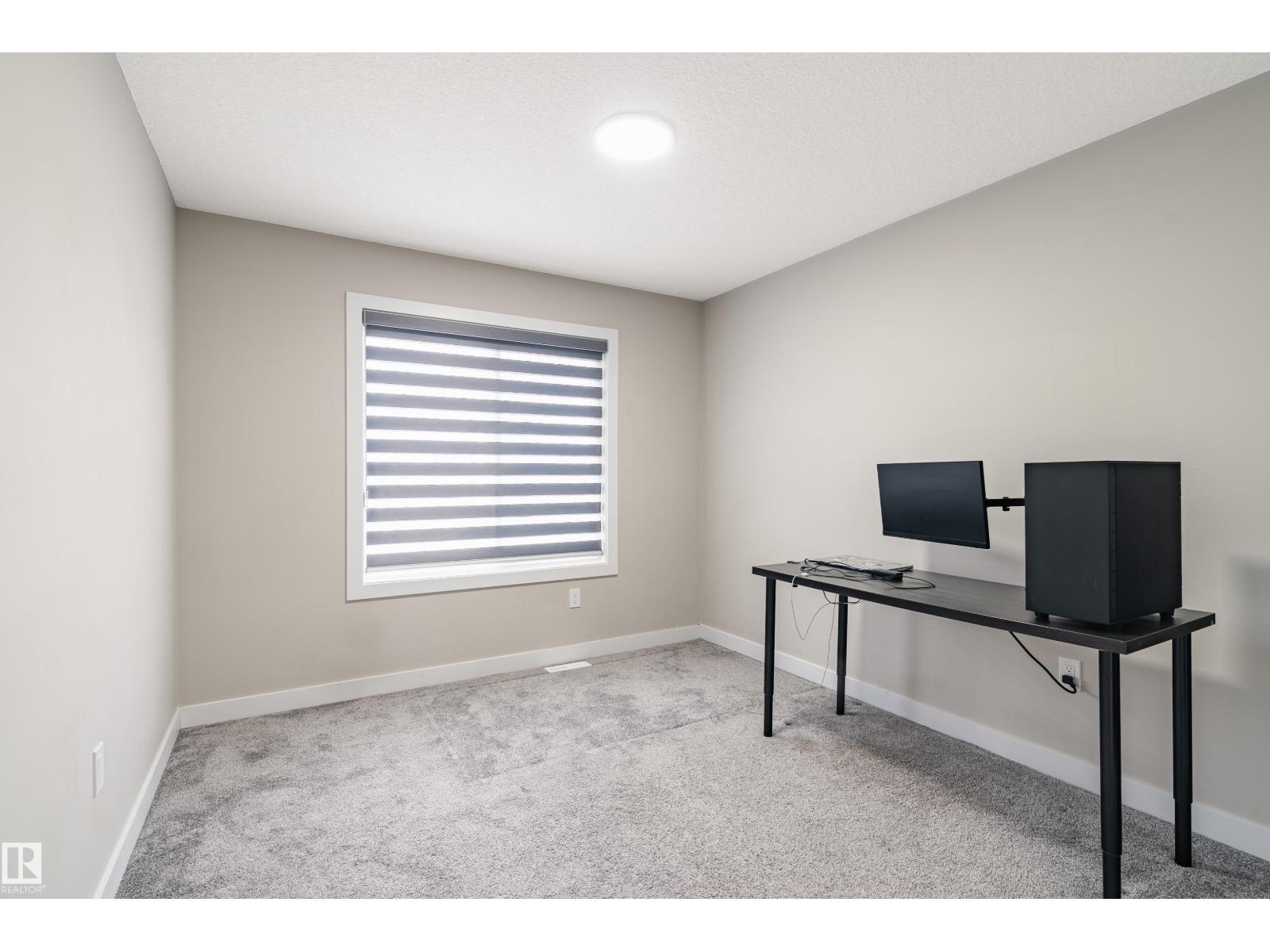 2 Edison DR, St. Albert