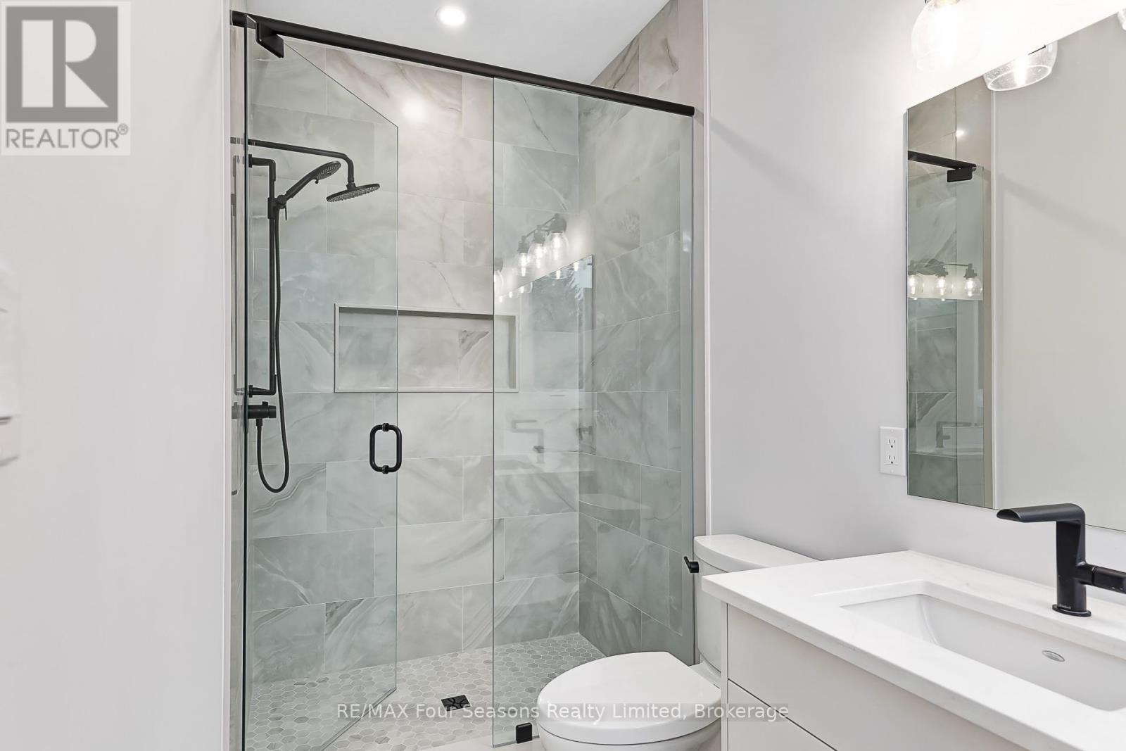 3 BOYNTON COURT - 21