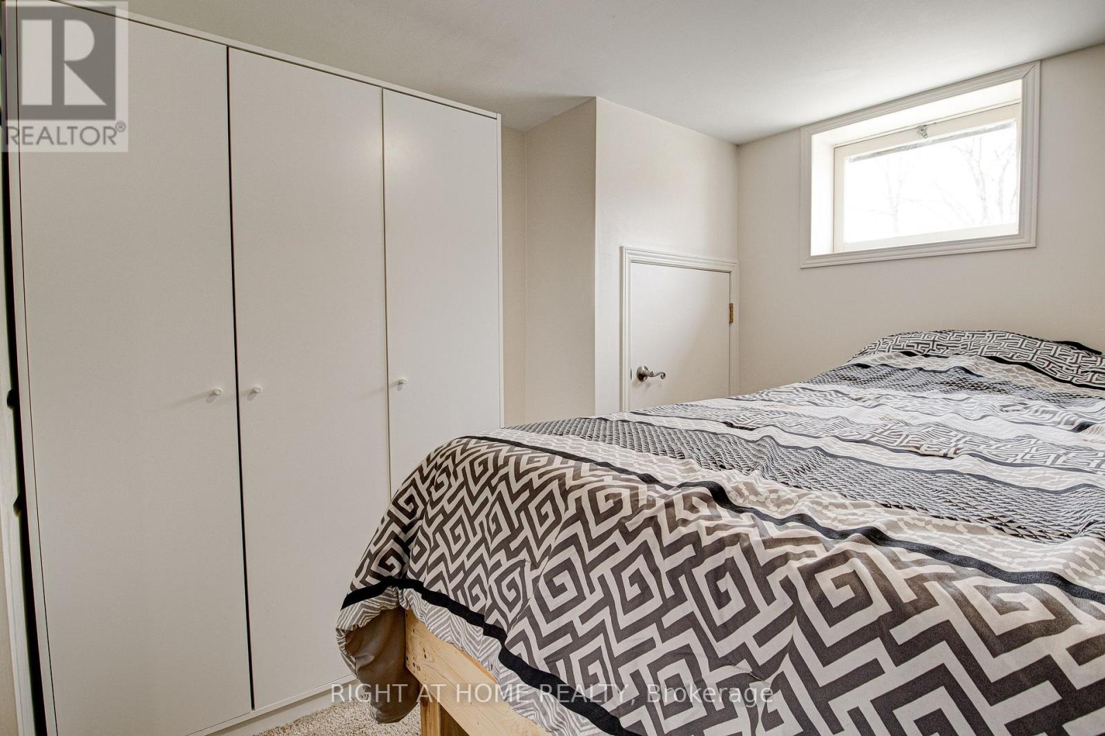 18A MARGARET STREET - 40