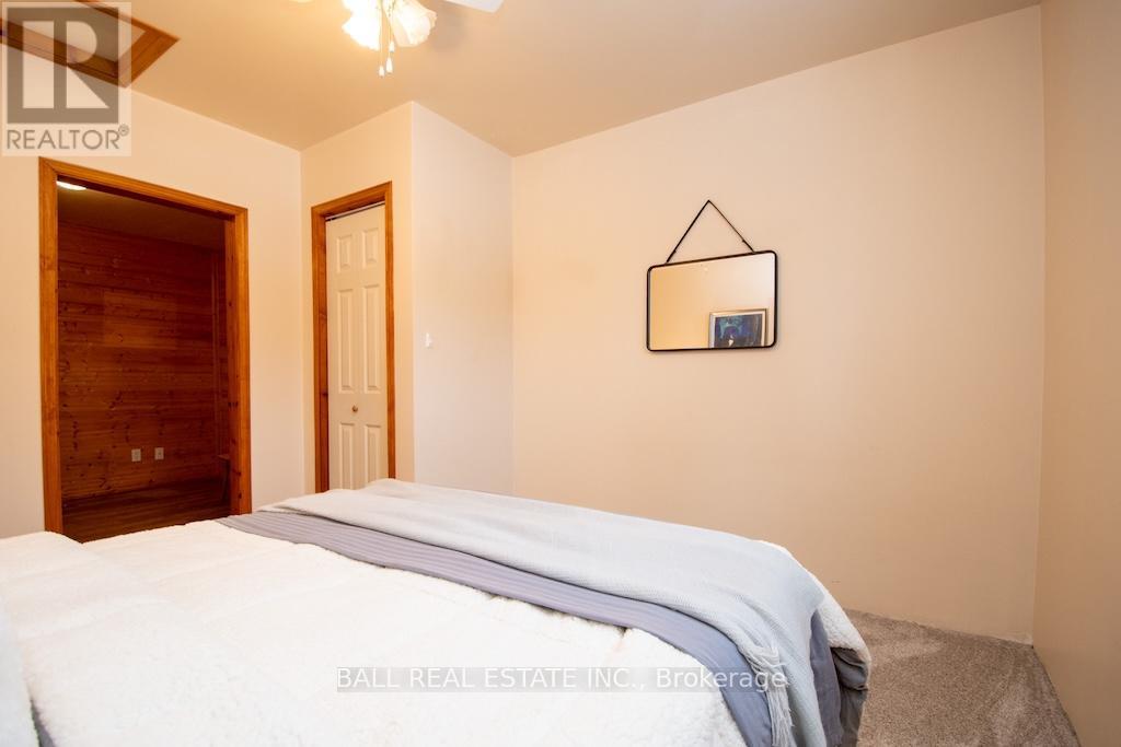 689 NORTH SHORE DRIVE E - 26