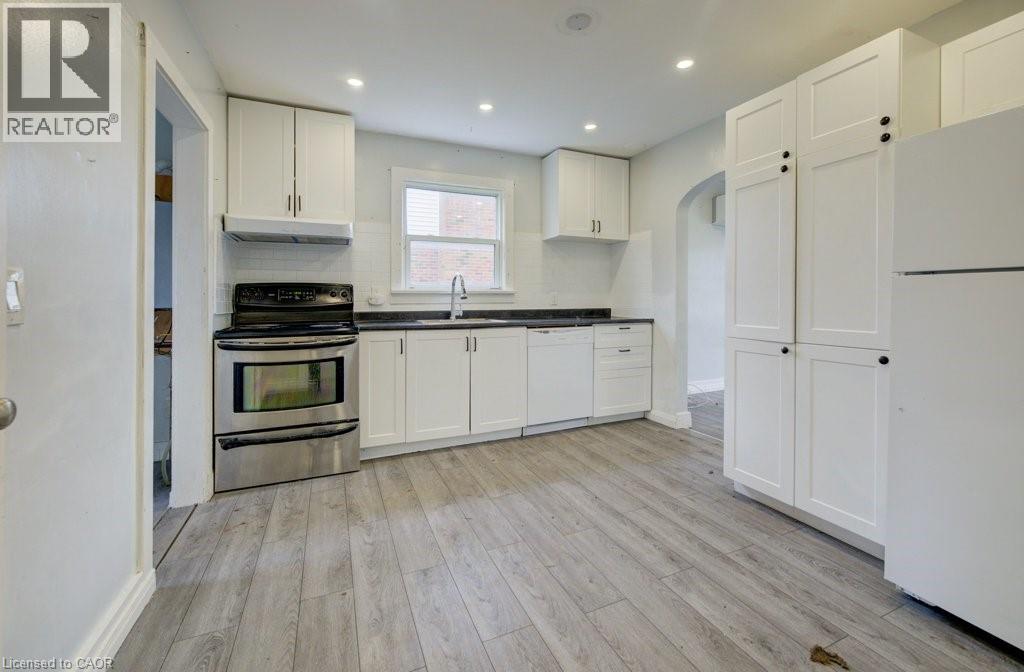 37 CATHERINE Street, Fort Erie, Ontario, L2A2G8 — Photo 13