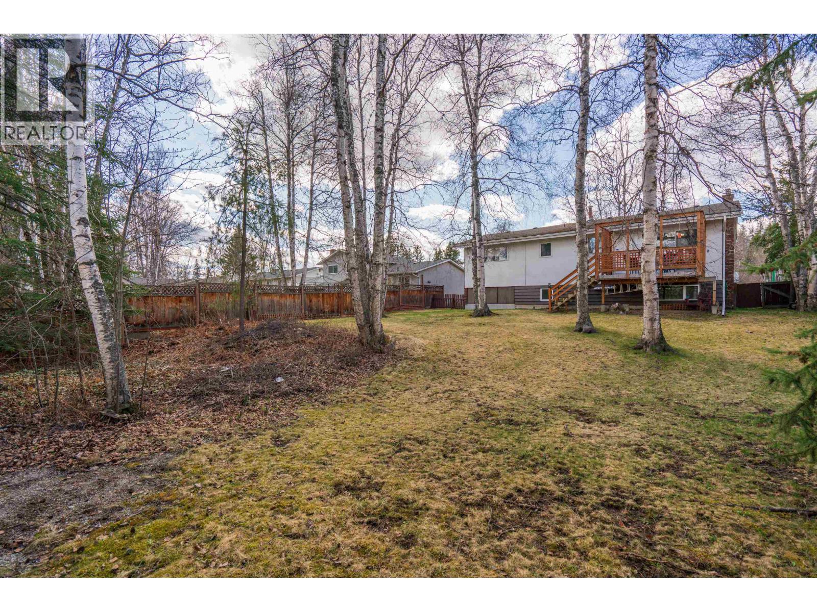 2566 BORDEN CRESCENT - 22