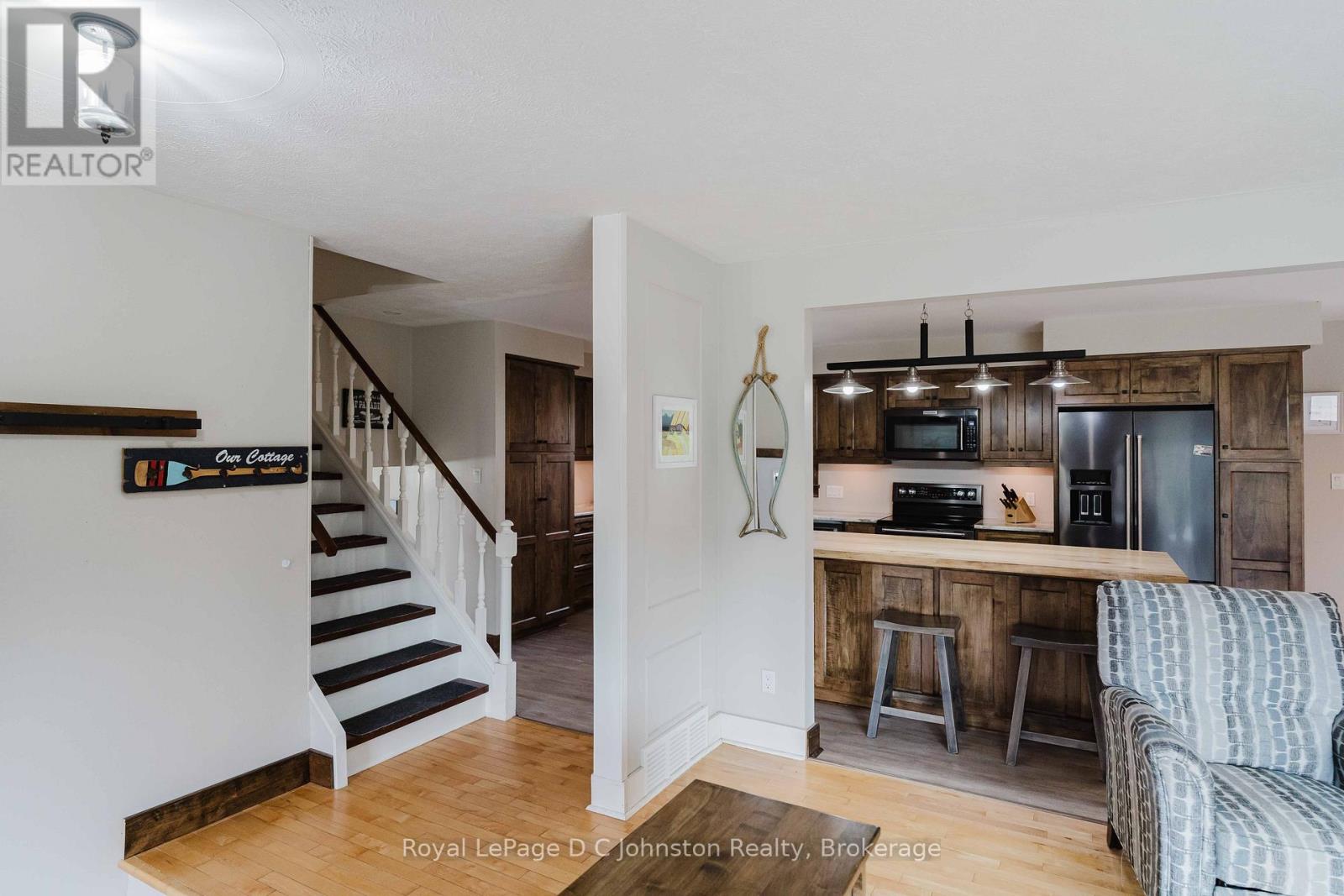 44 ARCHIBALD PLACE - 13