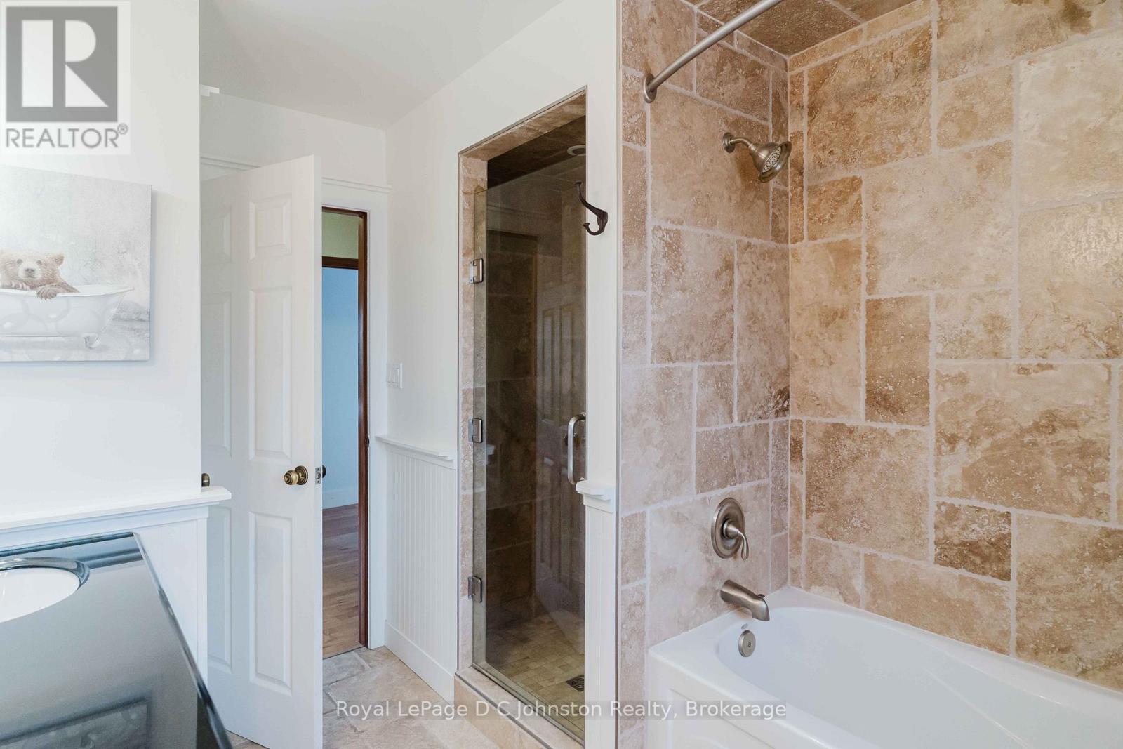 44 ARCHIBALD PLACE - 16