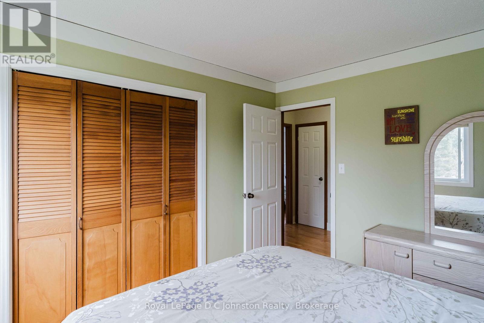 44 ARCHIBALD PLACE - 22