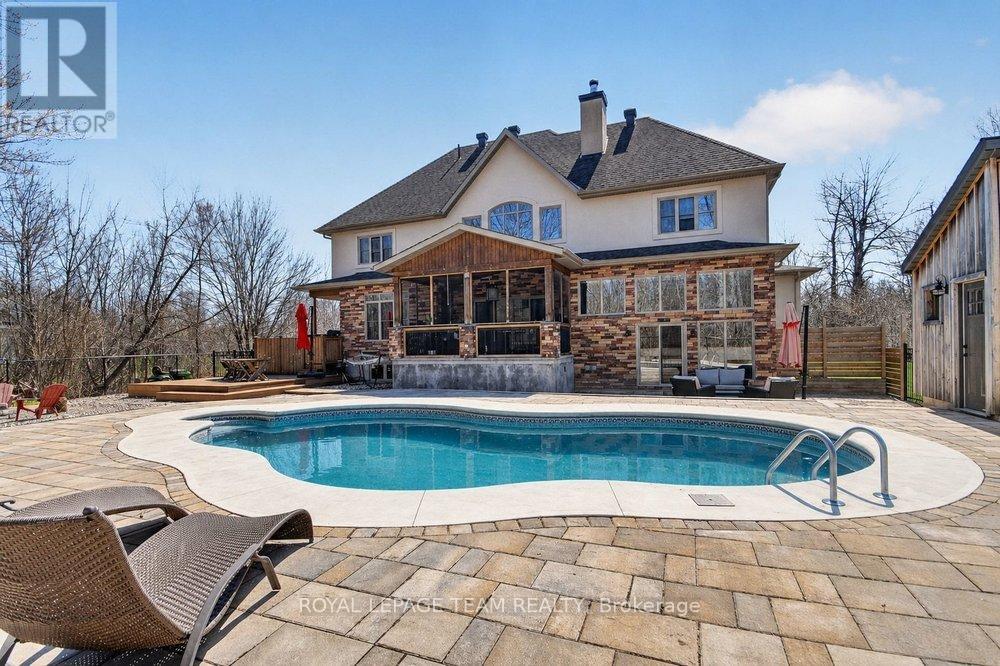 1671 REINDEER WAY - 6