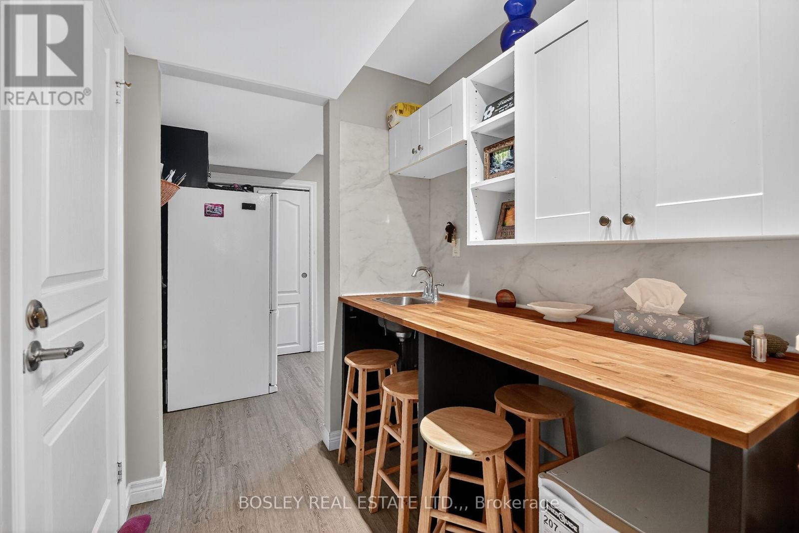 3563 DOMINION ROAD — photo 31