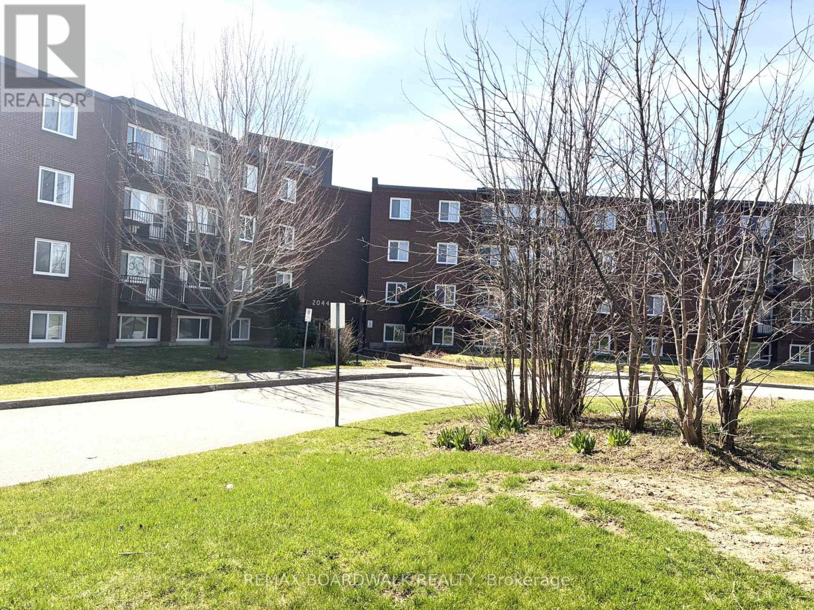 #108A 2044 ARROWSMITH DRIVE - 1