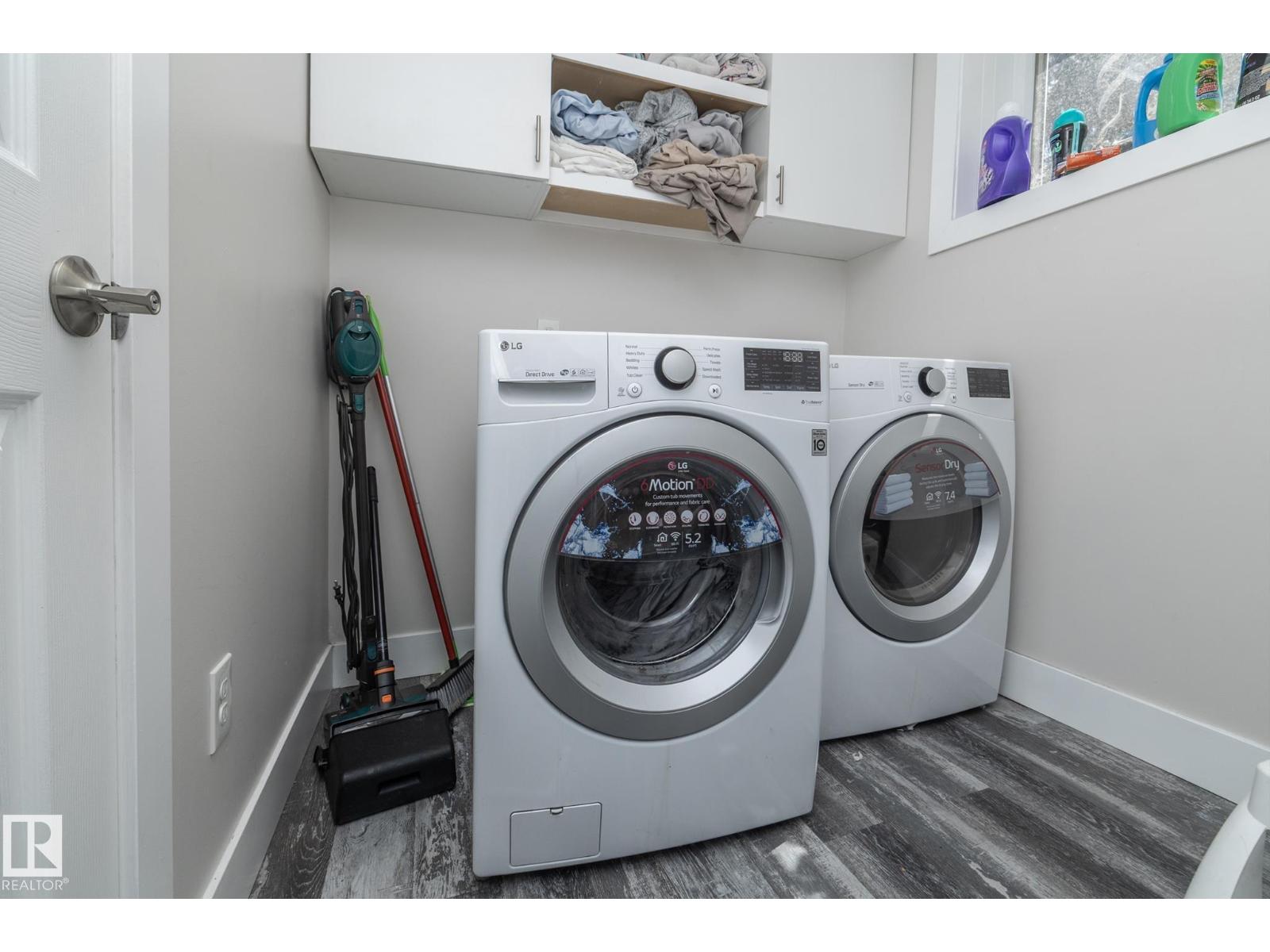 3511 33 AV NW, Edmonton