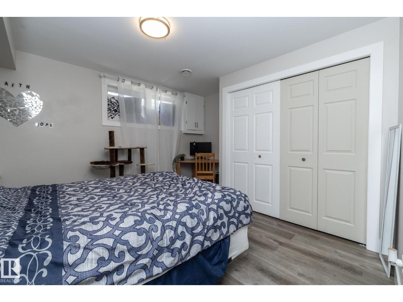 3511 33 AV NW, Edmonton