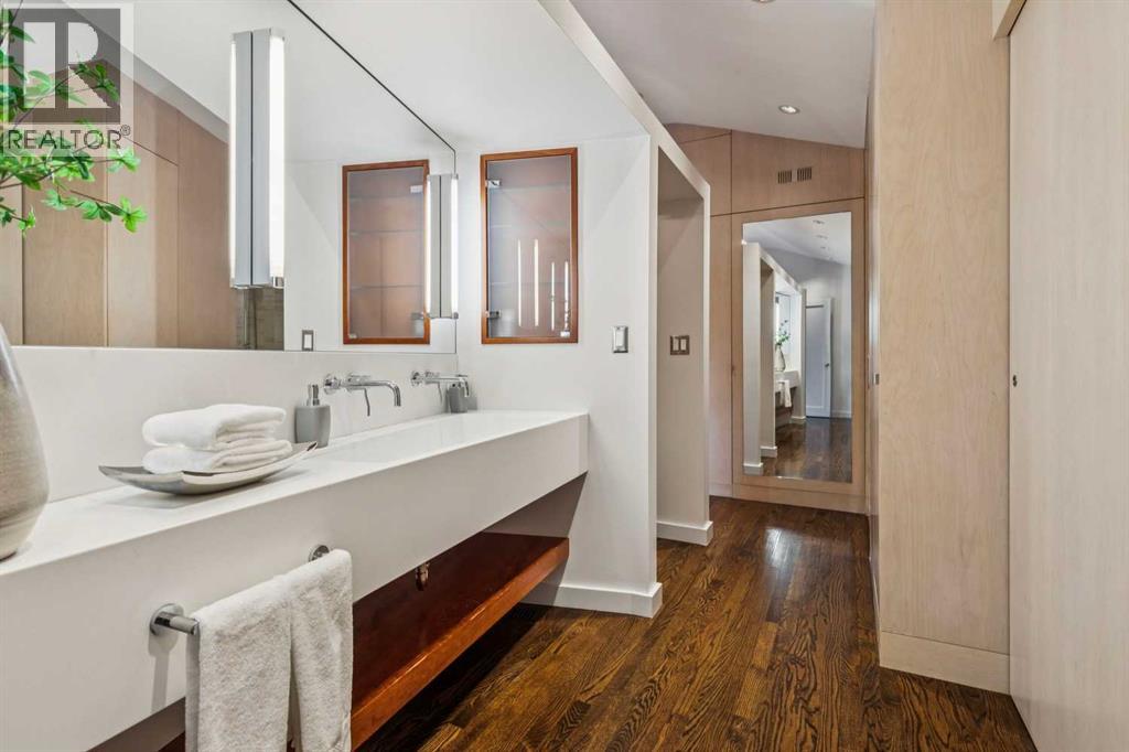 3905 Edison Crescent SW — photo 29
