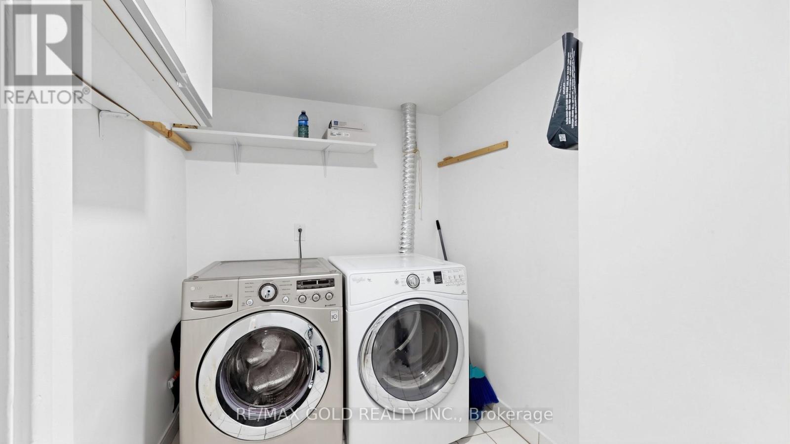#102 2825 ISLINGTON AVENUE - 20