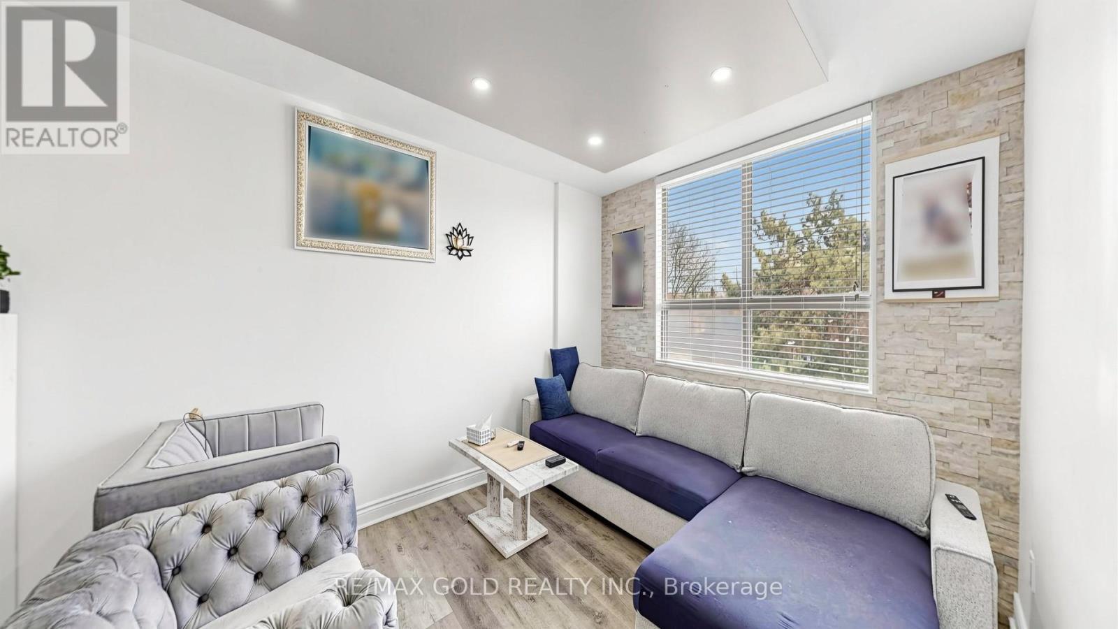 #102 2825 ISLINGTON AVENUE - 8