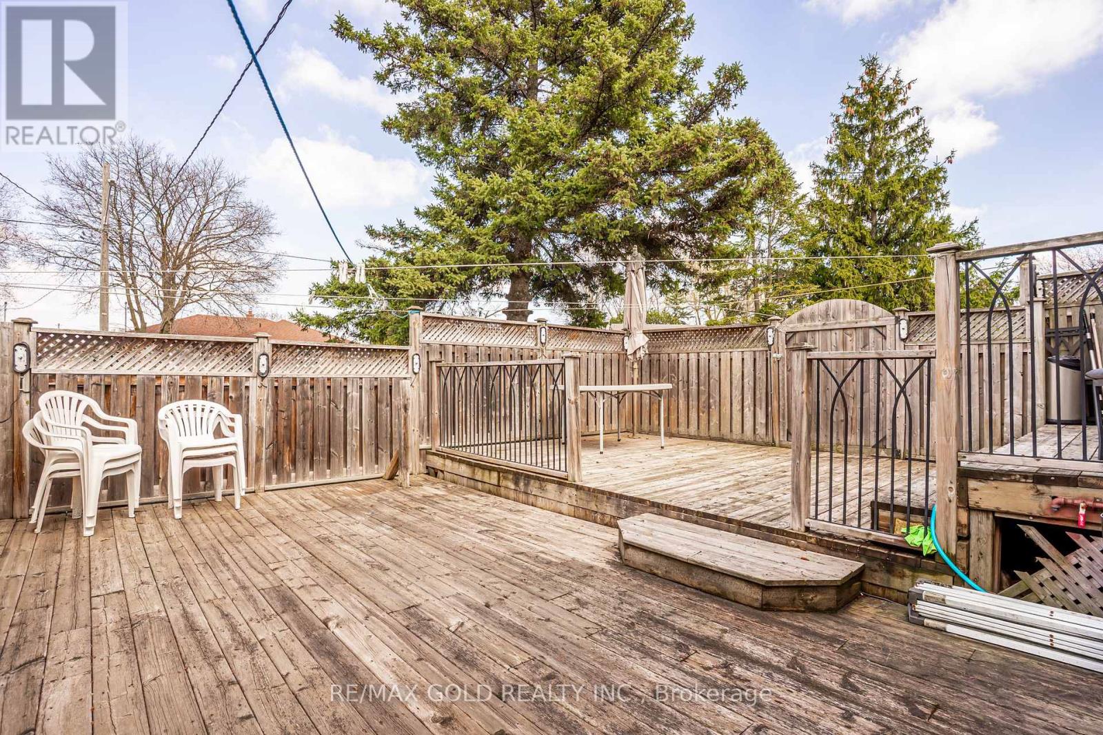 37 CARLYLE CRESCENT — photo 37