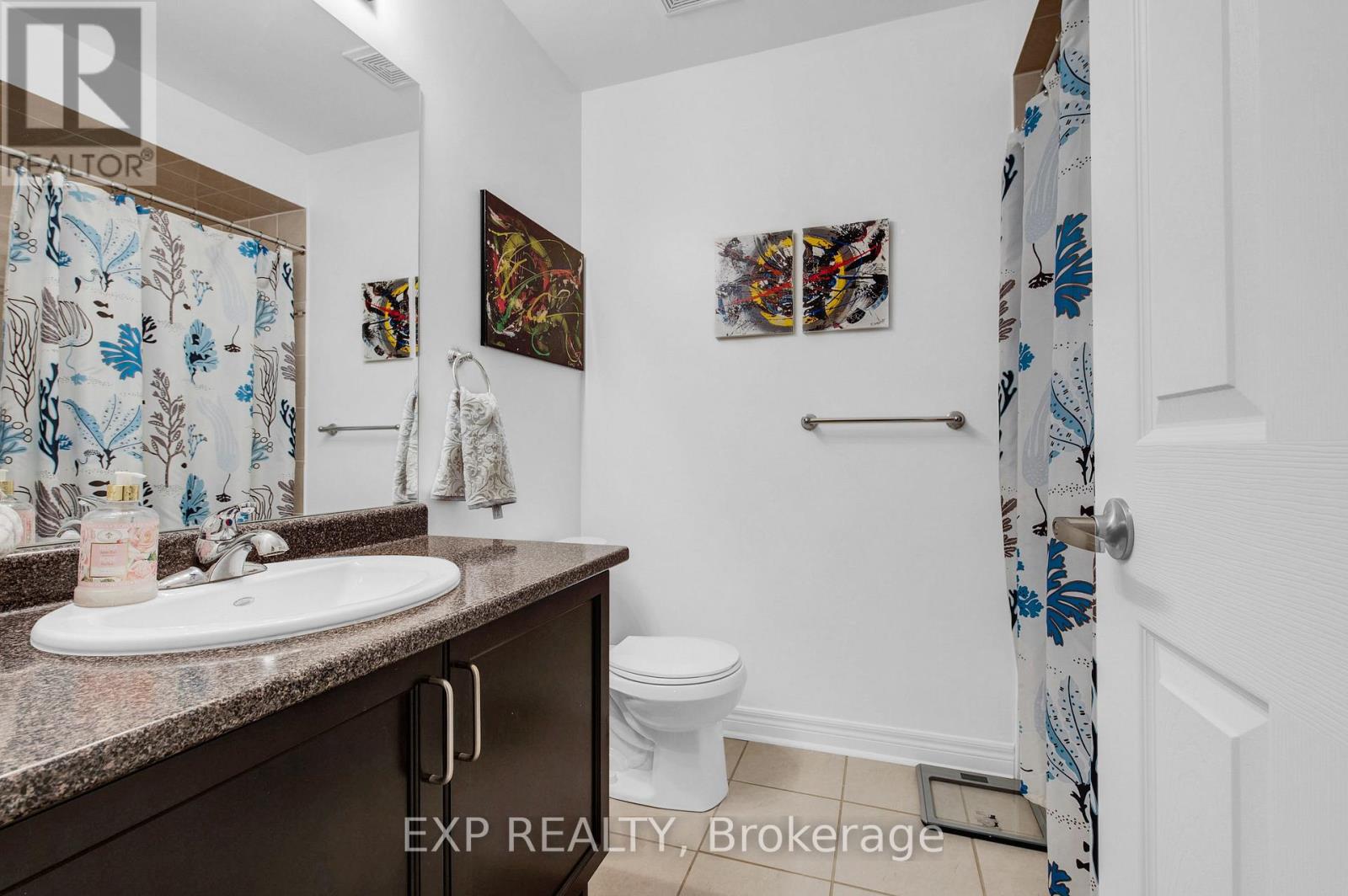 92 KEITH CRESCENT - 21