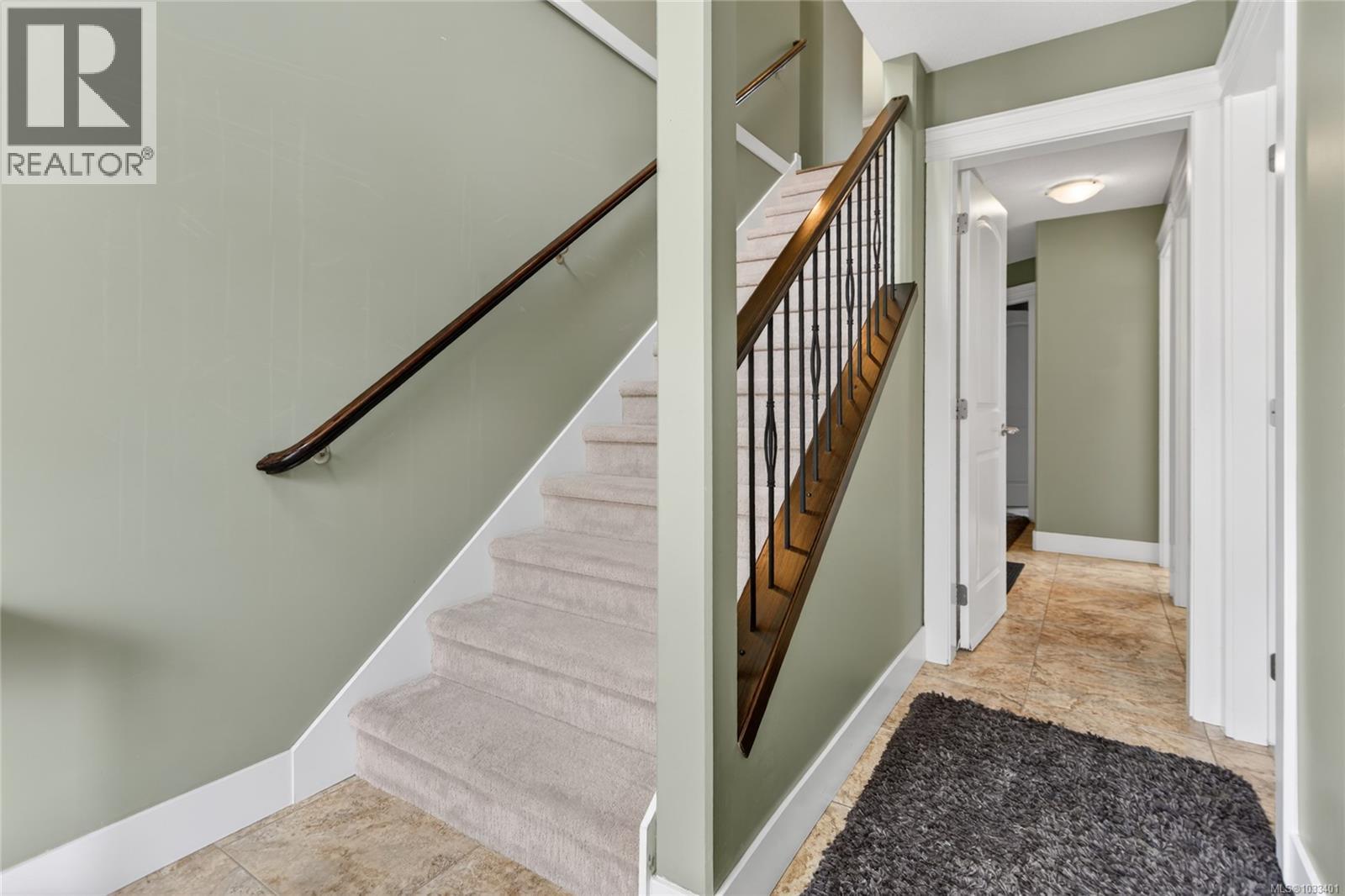 726 Cameleon Dr - 35