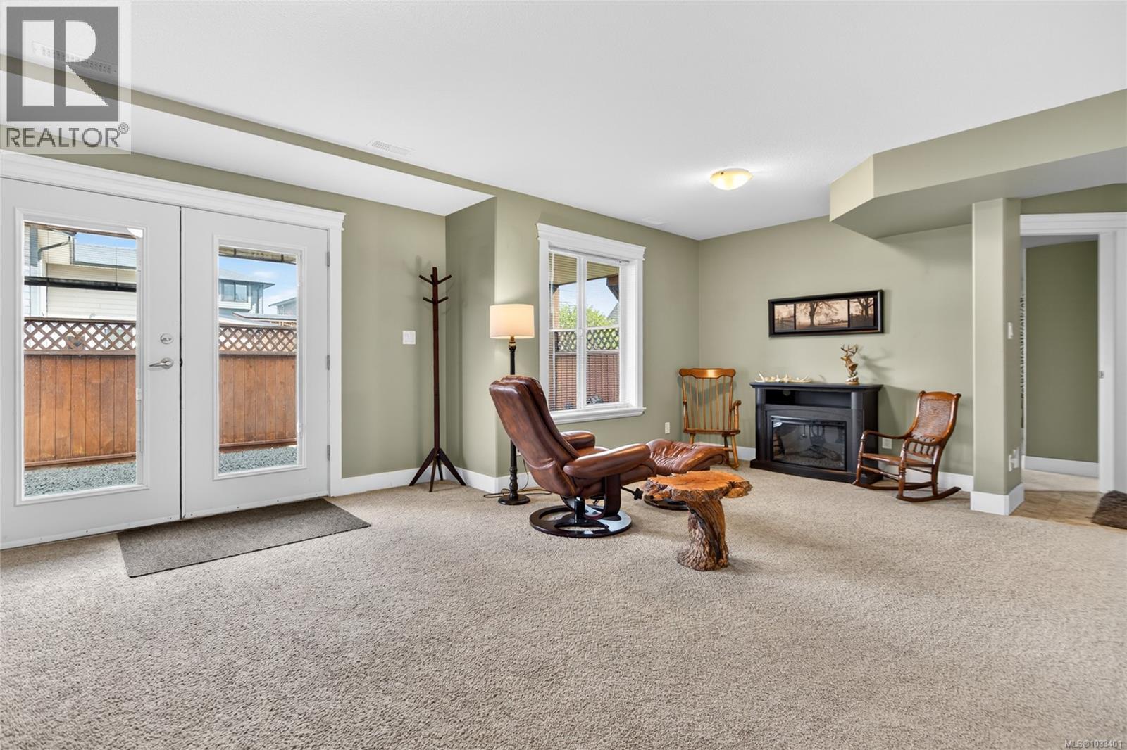 726 Cameleon Dr - 37