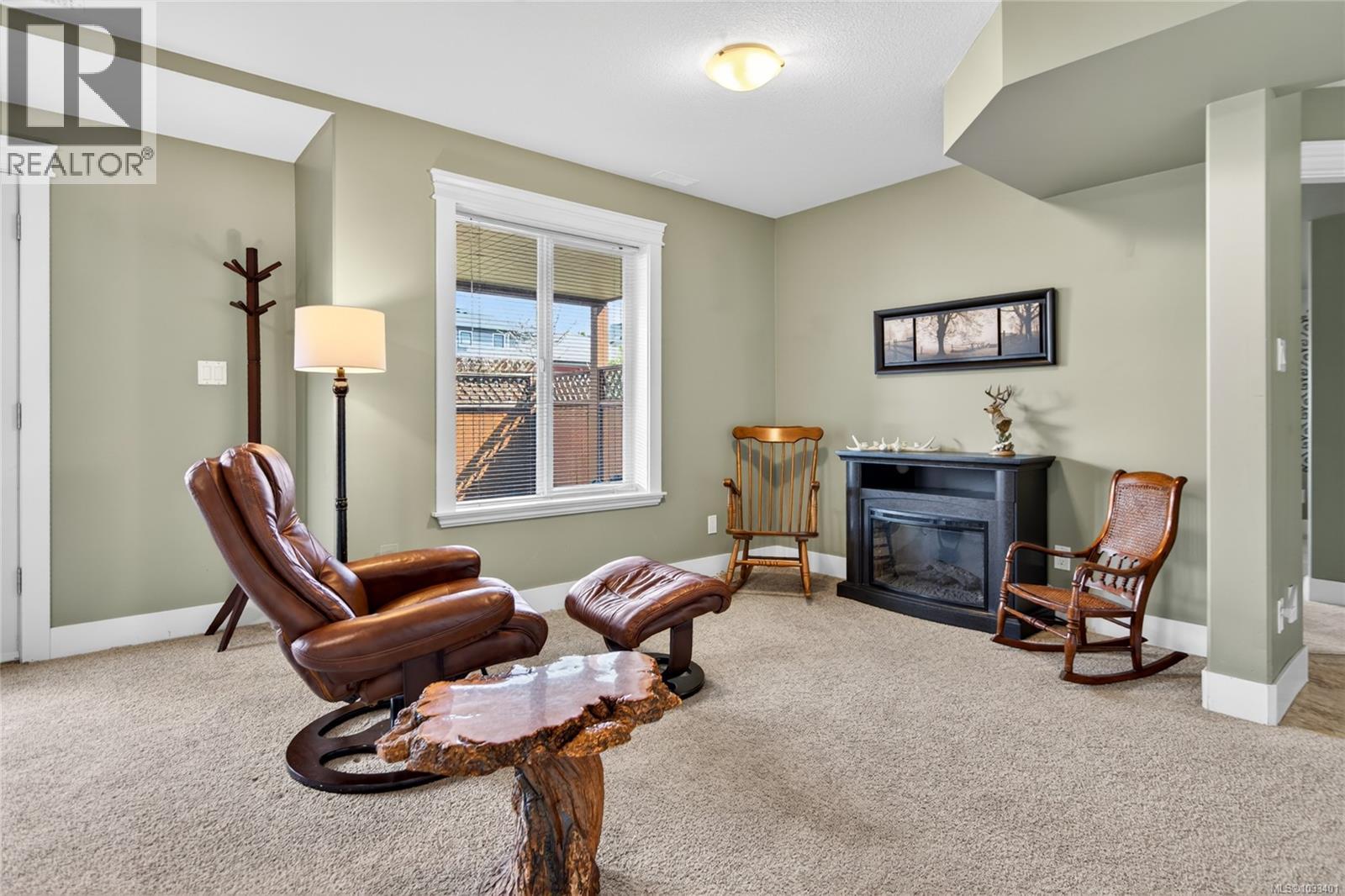 726 Cameleon Dr - 39