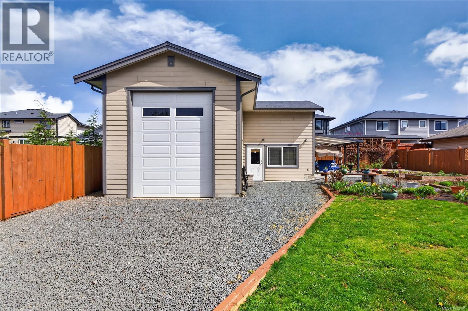 726 Cameleon Dr - 63